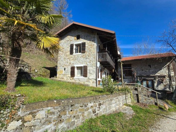 casa indipendente in vendita a Stregna