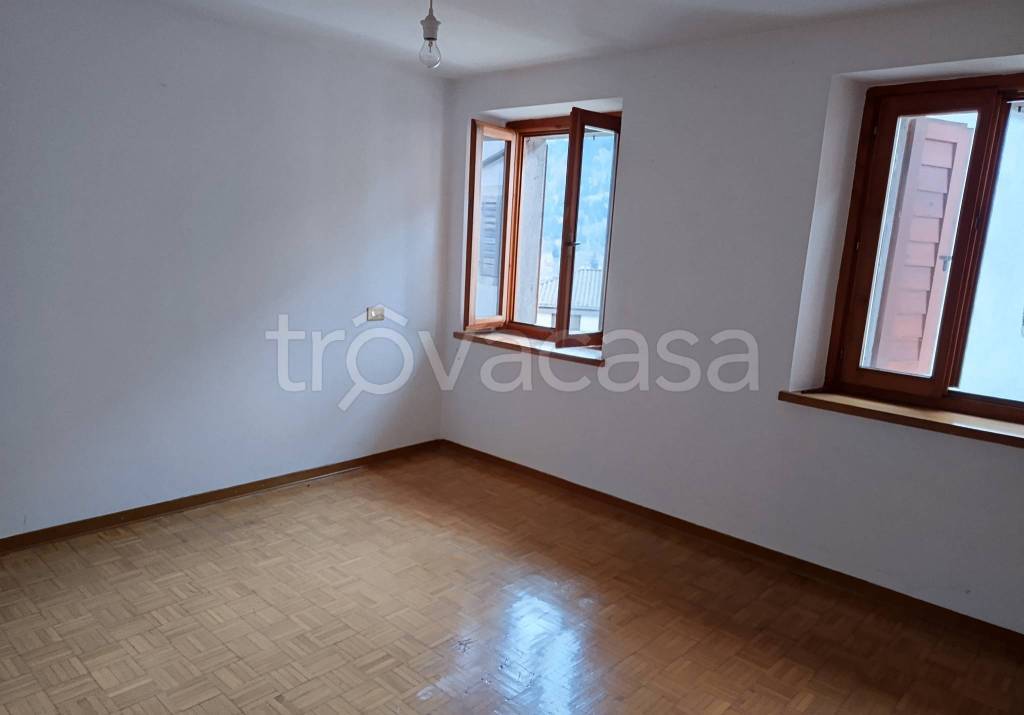 appartamento in vendita a Sutrio in zona Zoncolan