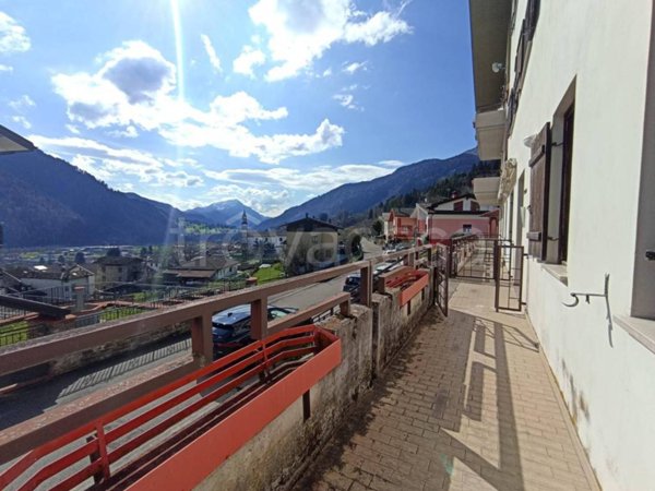 appartamento in vendita a Sutrio in zona Zoncolan