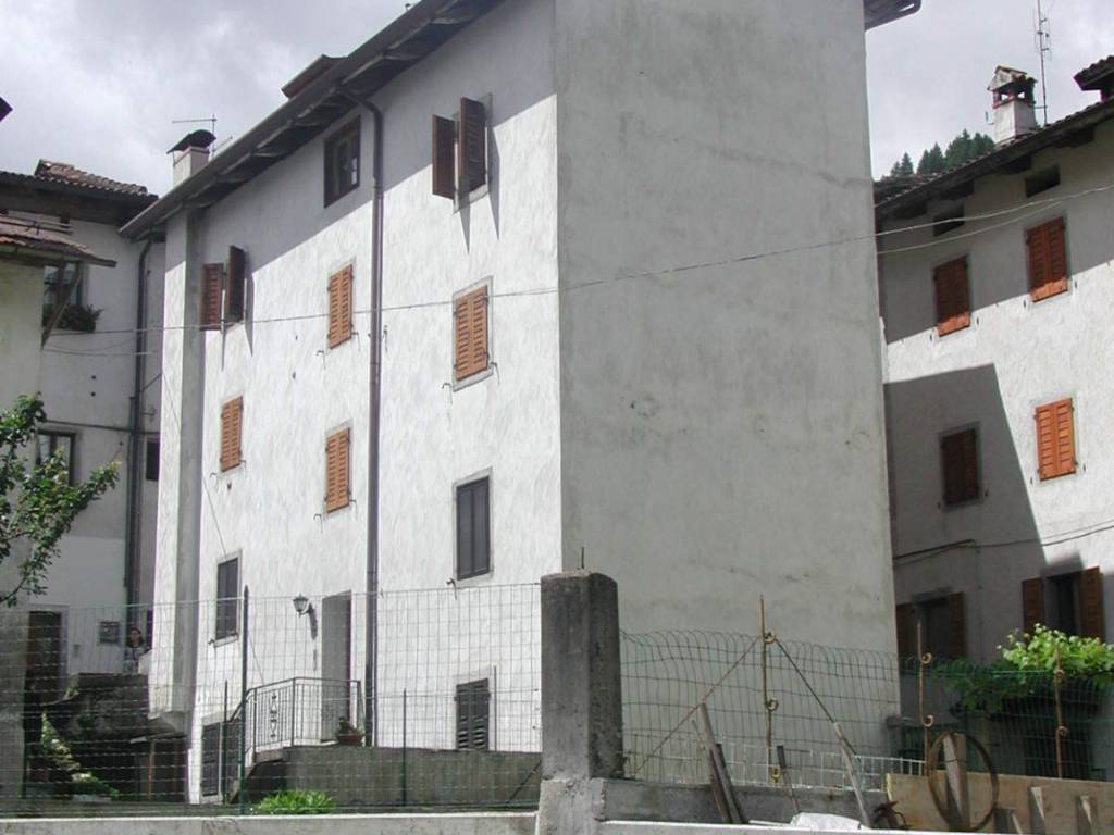 appartamento in vendita a Sutrio