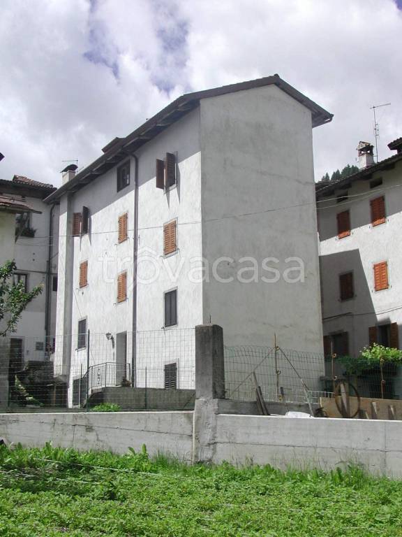 appartamento in vendita a Sutrio