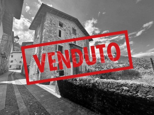 casa indipendente in vendita a Sutrio