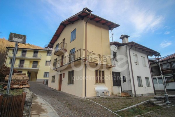 casa indipendente in vendita a Taipana