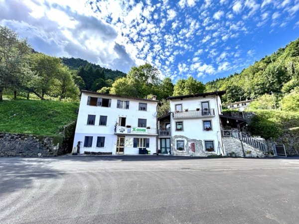 casa indipendente in vendita a Taipana in zona Prossenicco