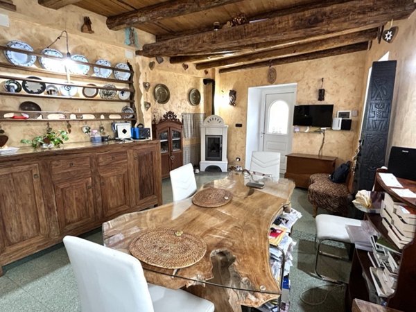 casa indipendente in vendita a Taipana in zona Prossenicco