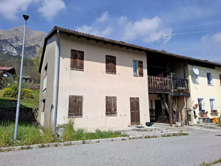 casa indipendente in vendita a Taipana in zona Monteaperta