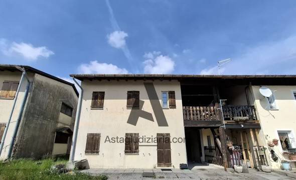 appartamento in vendita a Taipana in zona Monteaperta