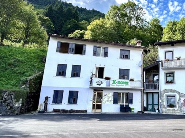 casa indipendente in vendita a Taipana in zona Prossenicco