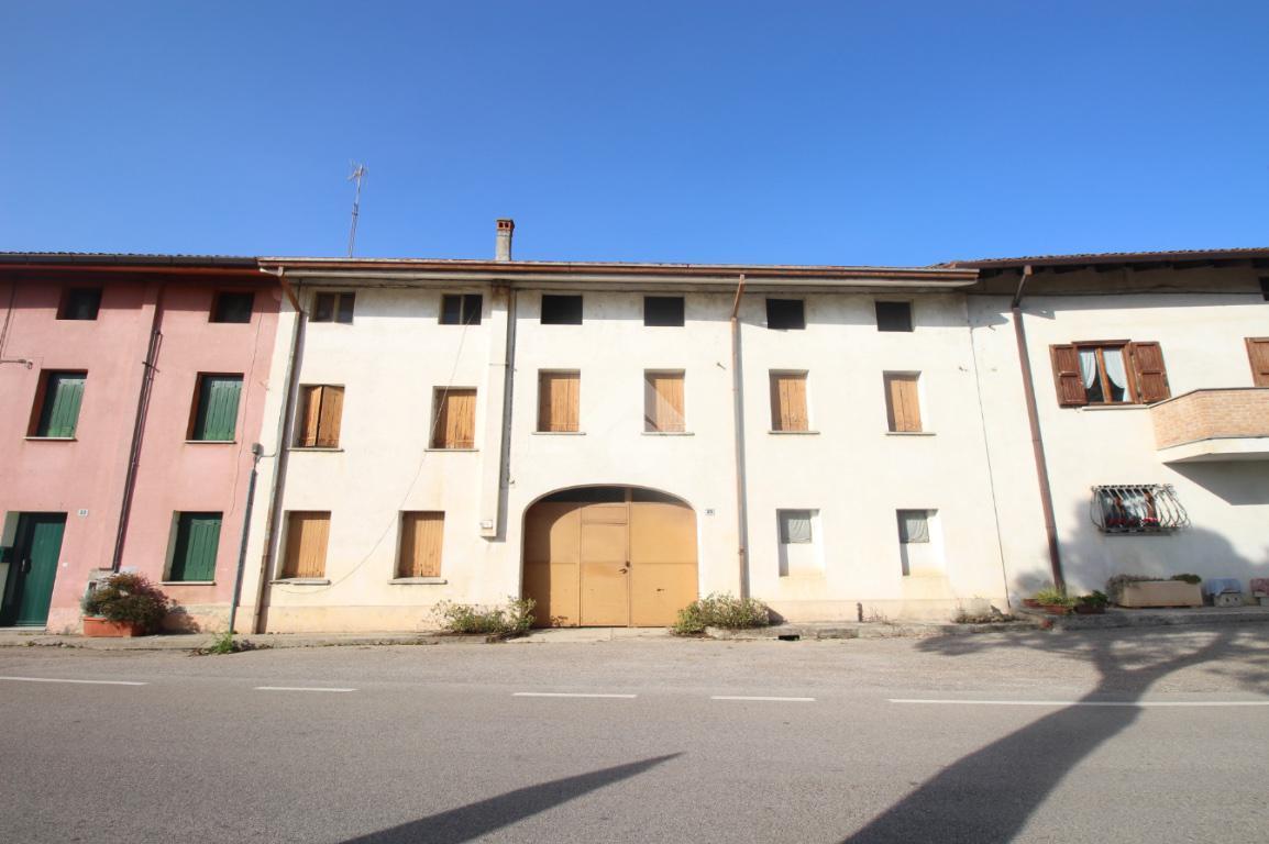 appartamento in vendita a Talmassons in zona Sant'Andrat