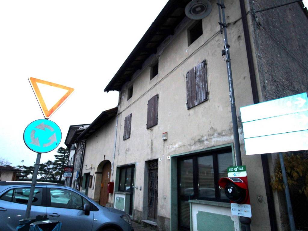 casa indipendente in vendita a Talmassons in zona Flambro