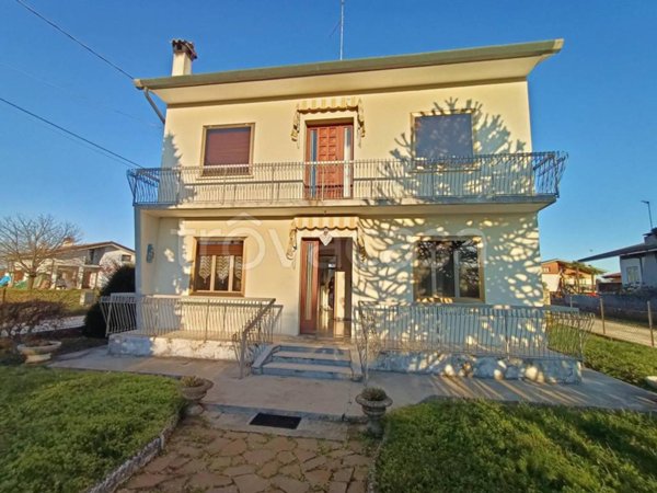 casa indipendente in vendita a Talmassons
