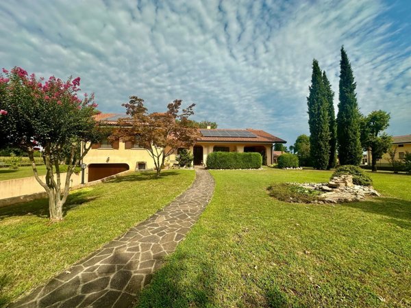 casa indipendente in vendita a Talmassons