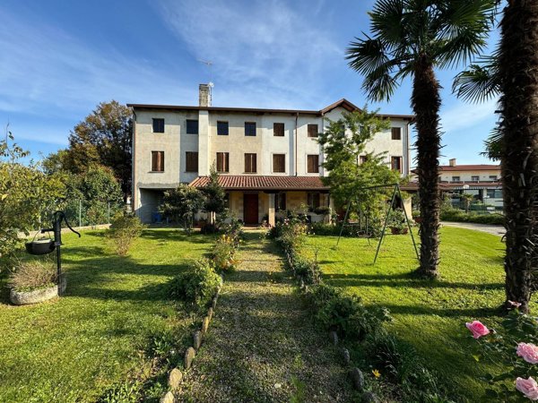 casa indipendente in vendita a Talmassons