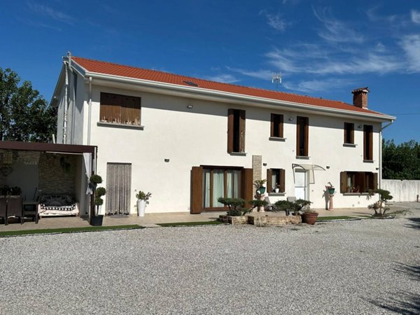 casa indipendente in vendita a Talmassons