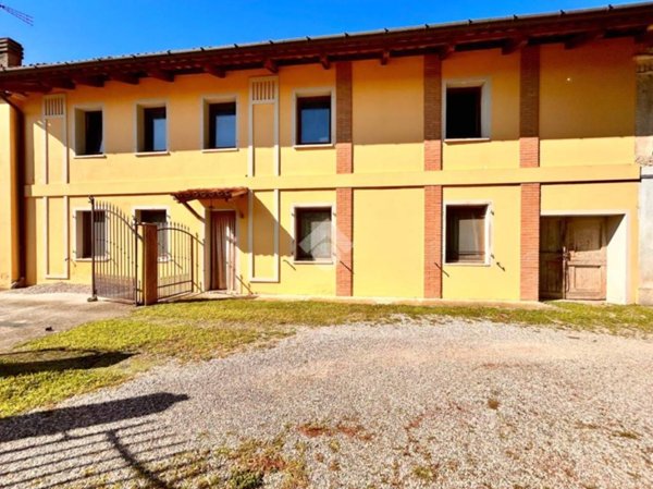 casa indipendente in vendita a Talmassons in zona Sant'Andrat