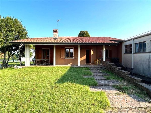 casa indipendente in vendita a Talmassons