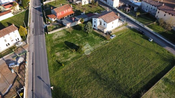 terreno edificabile in vendita a Talmassons in zona Flambro
