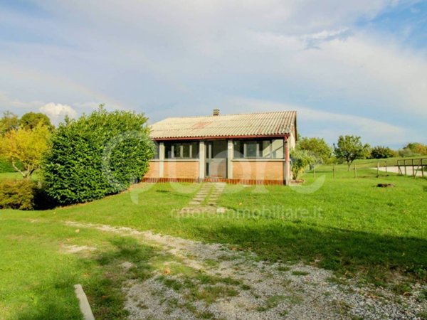 casa indipendente in vendita a Tarcento in zona Loneriacco