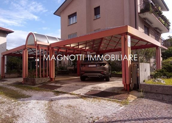 negozio in vendita a Tarcento