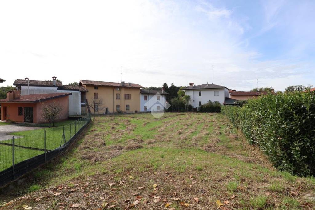 terreno agricolo in vendita a Tarcento