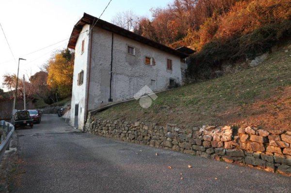casa indipendente in vendita a Tarcento in zona Sedilis