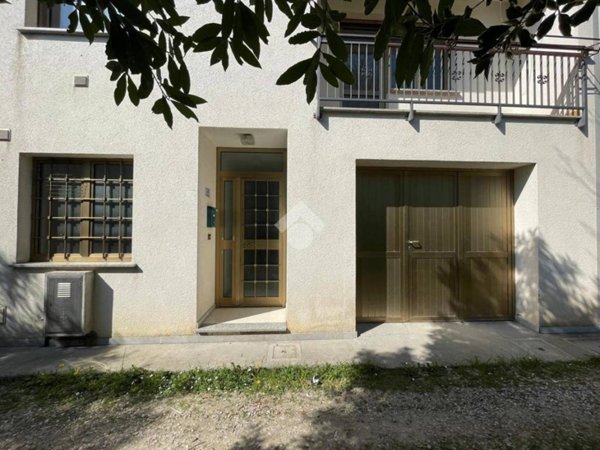 casa semindipendente in vendita a Tarcento