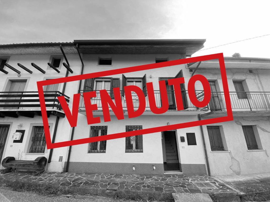 casa indipendente in vendita a Tarcento