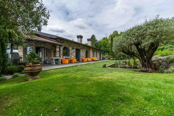 casa indipendente in vendita a Tarcento