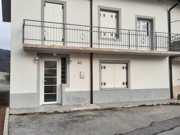 casa indipendente in vendita a Tarcento in zona Coia