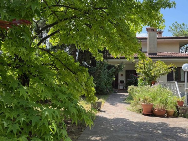 casa indipendente in vendita a Tarcento