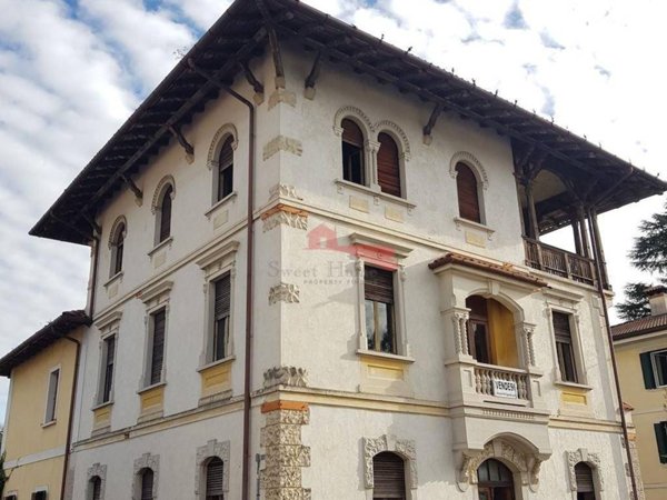 casa indipendente in vendita a Tarcento