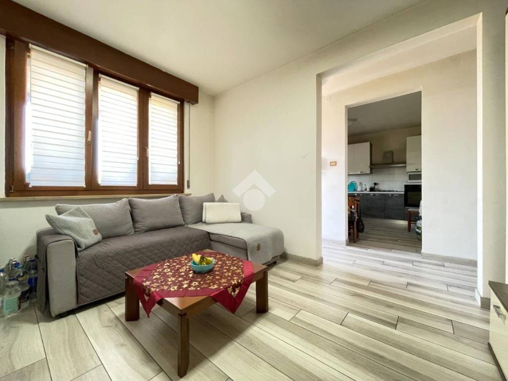 casa indipendente in vendita a Tarcento