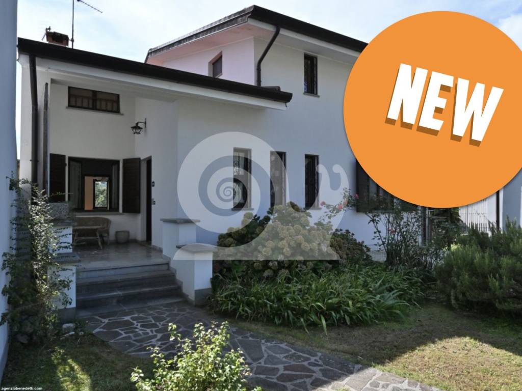 casa indipendente in vendita a Tarcento