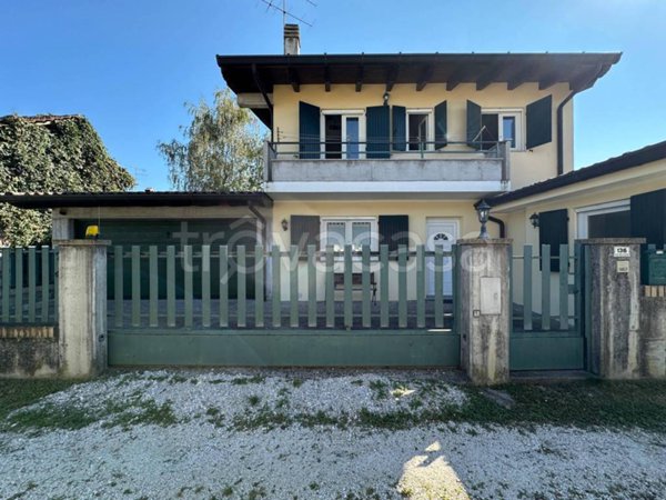 casa indipendente in vendita a Tarcento