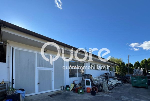 ufficio in vendita a Tarcento