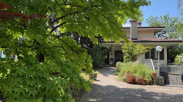 casa indipendente in vendita a Tarcento