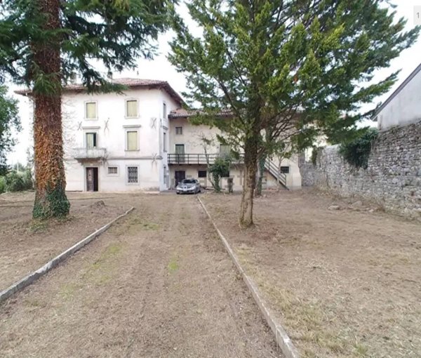 casa indipendente in vendita a Tarcento in zona Loneriacco