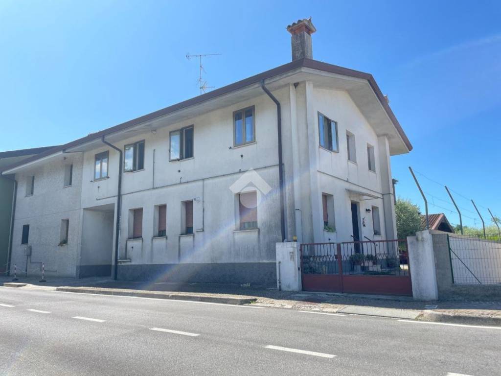 casa indipendente in vendita a Tarcento