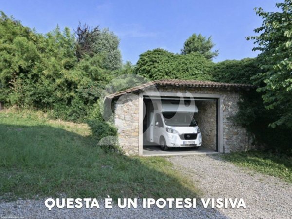 casa indipendente in vendita a Tarcento