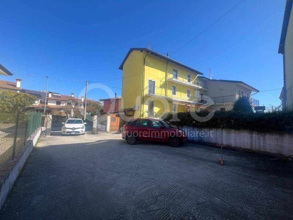 casa indipendente in vendita a Tarcento in zona Collerumiz