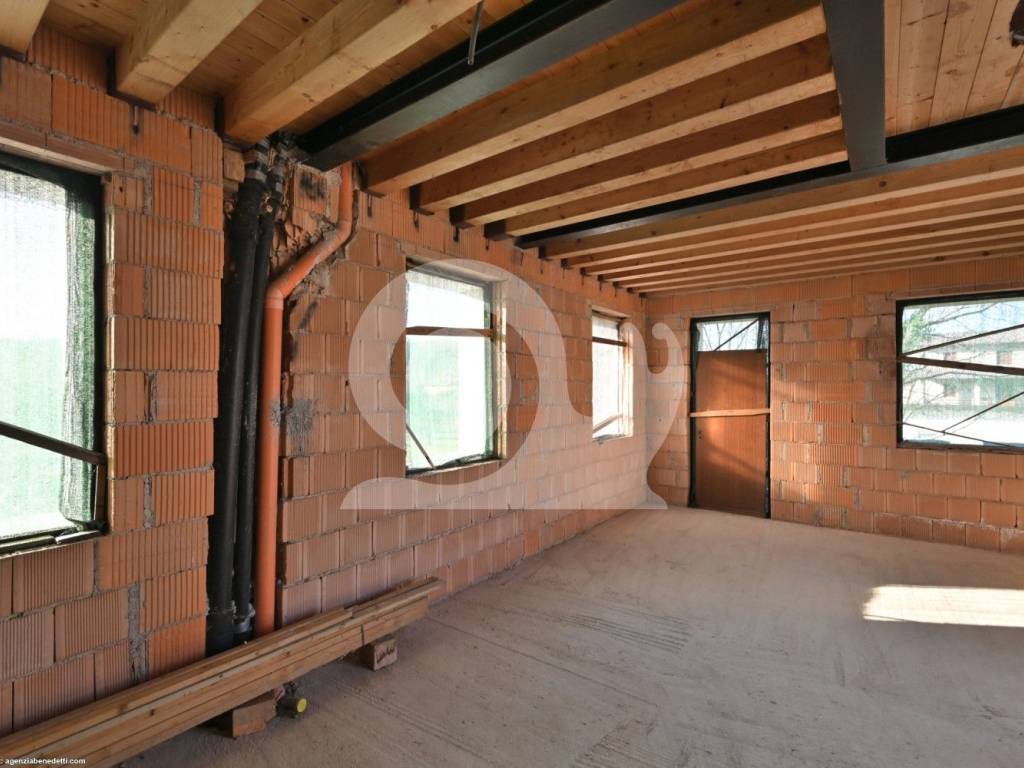 casa indipendente in vendita a Tarcento