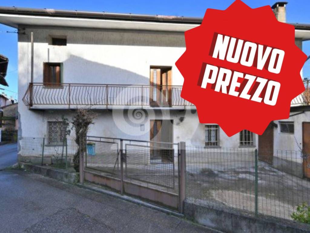 casa indipendente in vendita a Tarcento in zona Collerumiz