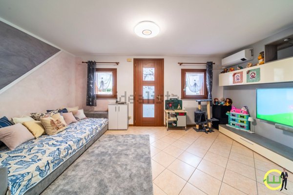 casa indipendente in vendita a Tarcento