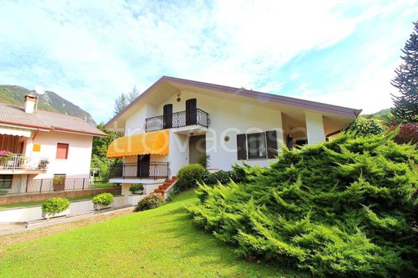 casa indipendente in vendita a Tarcento