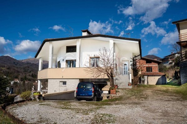 casa indipendente in vendita a Tarcento