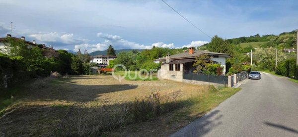 terreno edificabile in vendita a Tarcento in zona Molinis