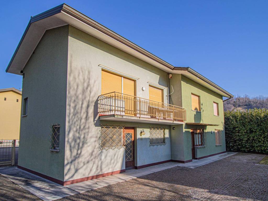 casa indipendente in vendita a Tarcento in zona Molinis