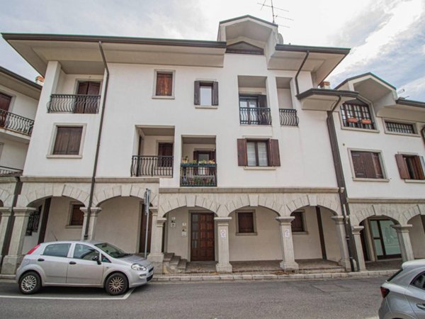 casa indipendente in vendita a Tarcento
