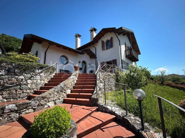 casa indipendente in vendita a Tarcento