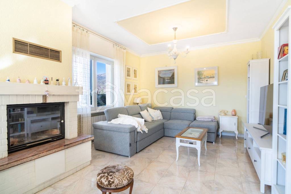 casa indipendente in vendita a Tarcento in zona Bulfons